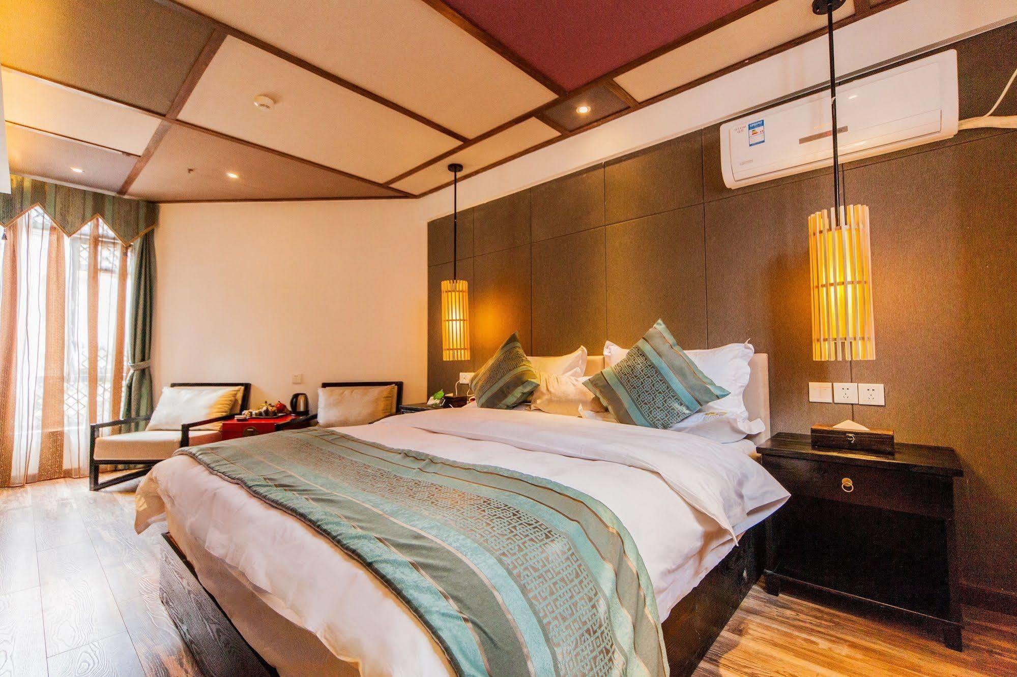 Lijiang Liman Hotel ภายนอก รูปภาพ