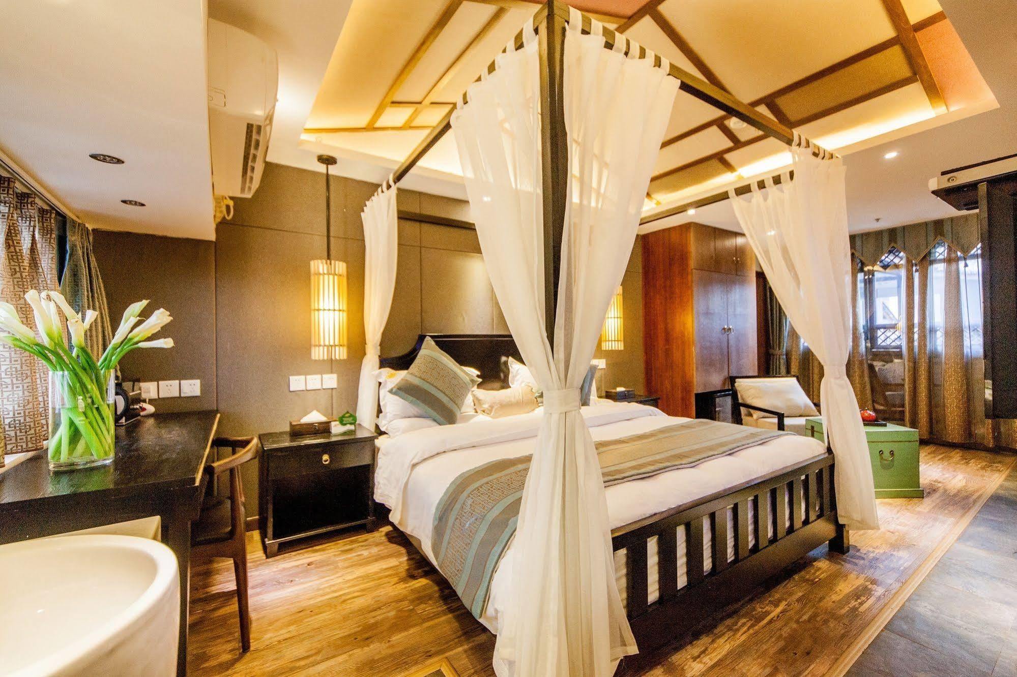 Lijiang Liman Hotel ภายนอก รูปภาพ