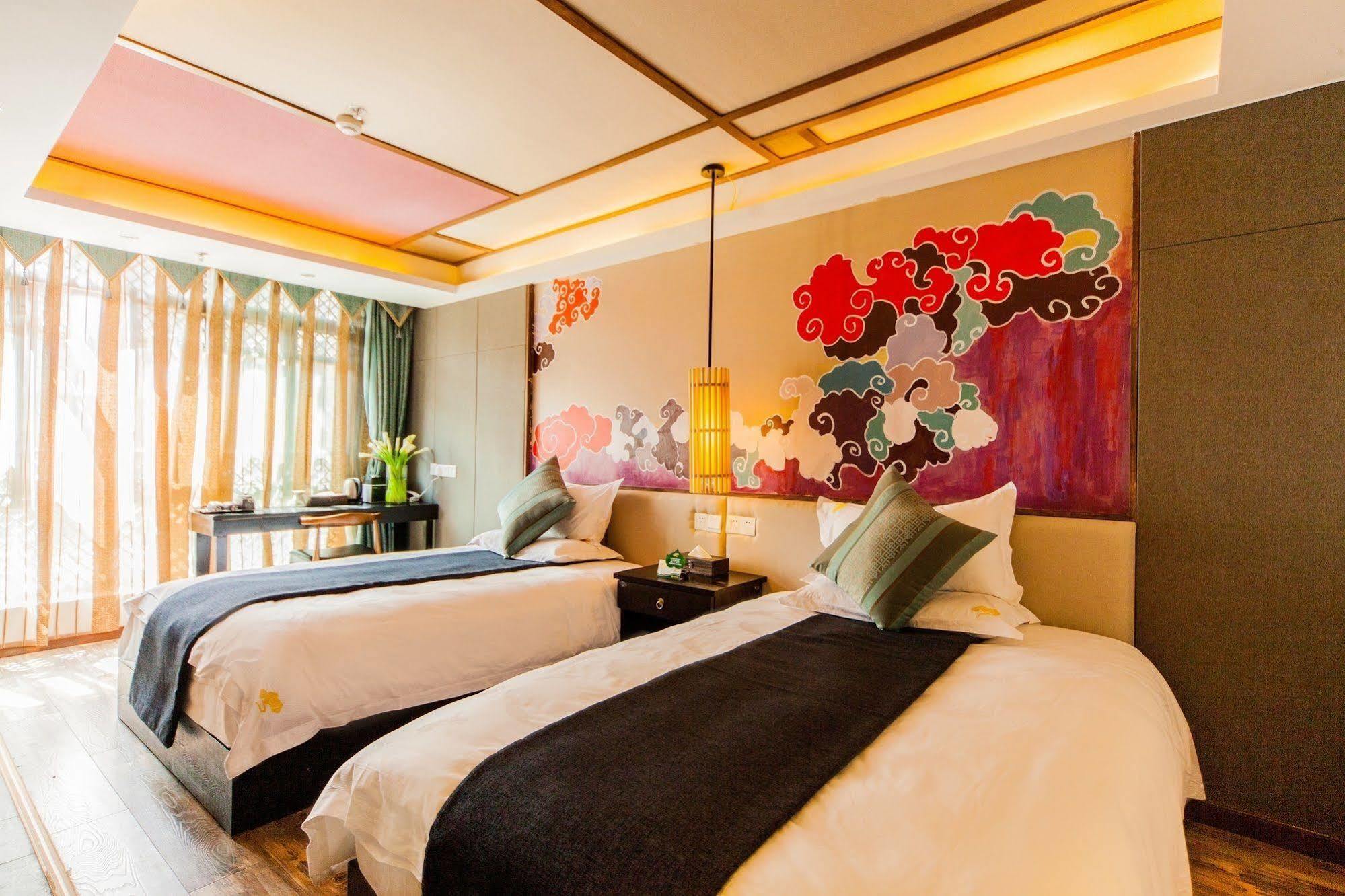 Lijiang Liman Hotel ภายนอก รูปภาพ
