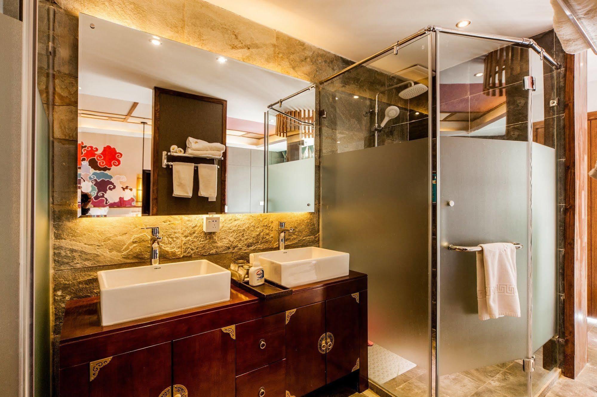 Lijiang Liman Hotel ภายนอก รูปภาพ