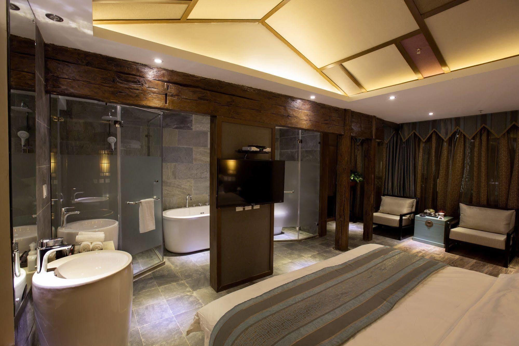 Lijiang Liman Hotel ภายนอก รูปภาพ